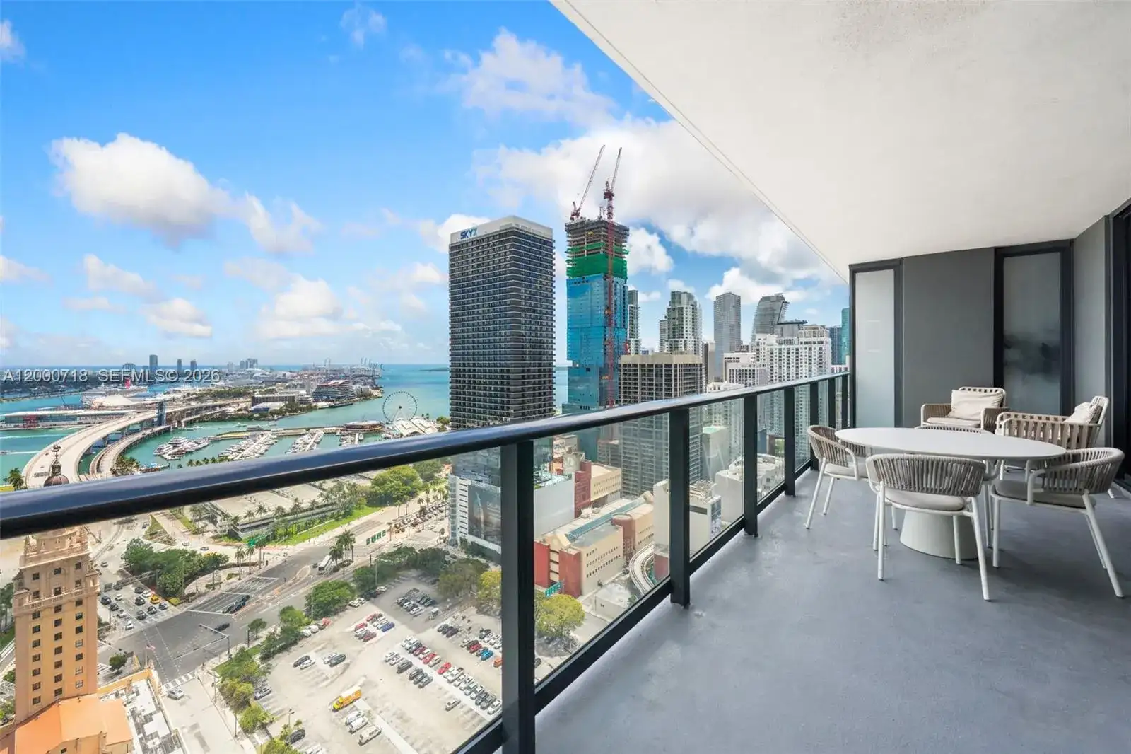 159 NE 6th St # 2915, Miami FL 33132 photo 4
