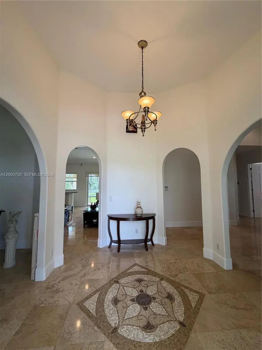 4810 SW 198th Ter, Southwest Ranches FL 33332