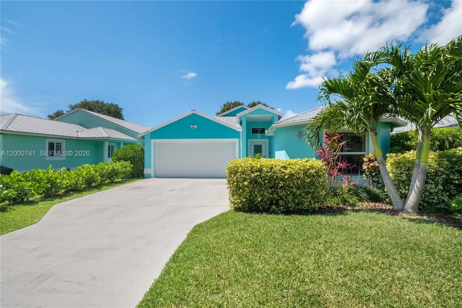 104 Old Jupiter Beach Road, Jupiter FL 33477