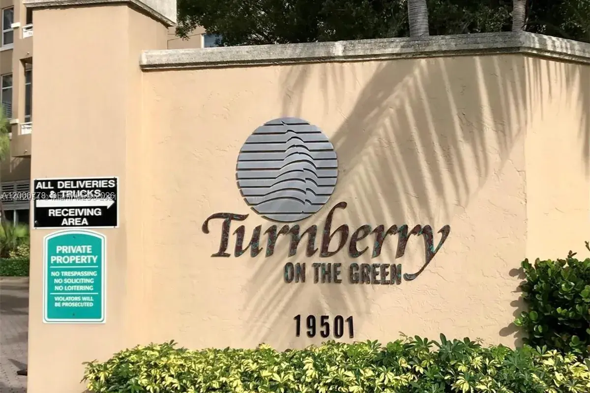19501 W Country Club Dr # 210, Aventura FL 33180