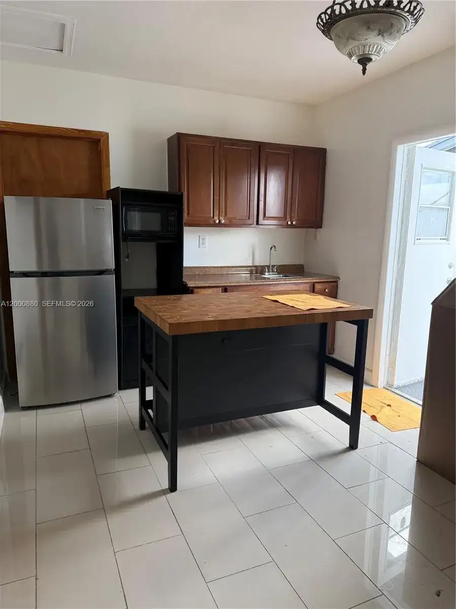 13410 SW 81st St # 2, Miami FL 33183 photo 2