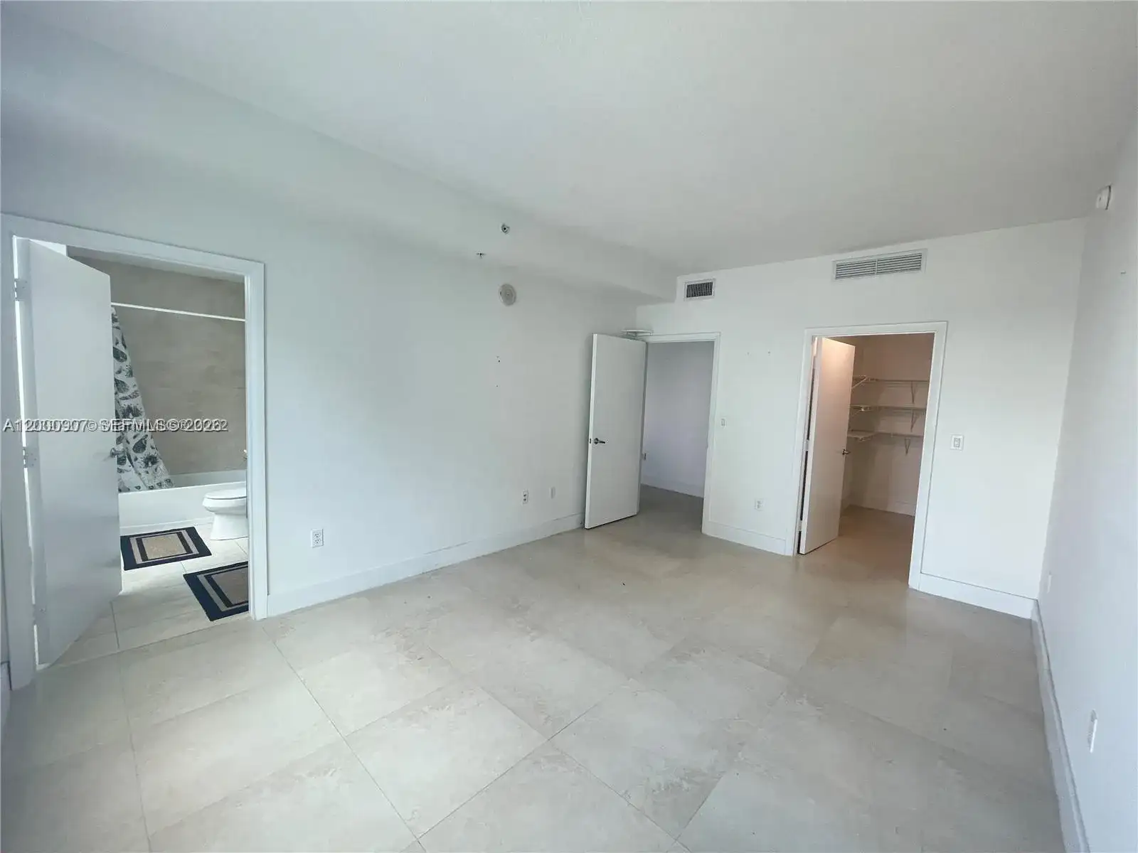 1900 N Bayshore Dr # 3311, Miami FL 33132 photo 4