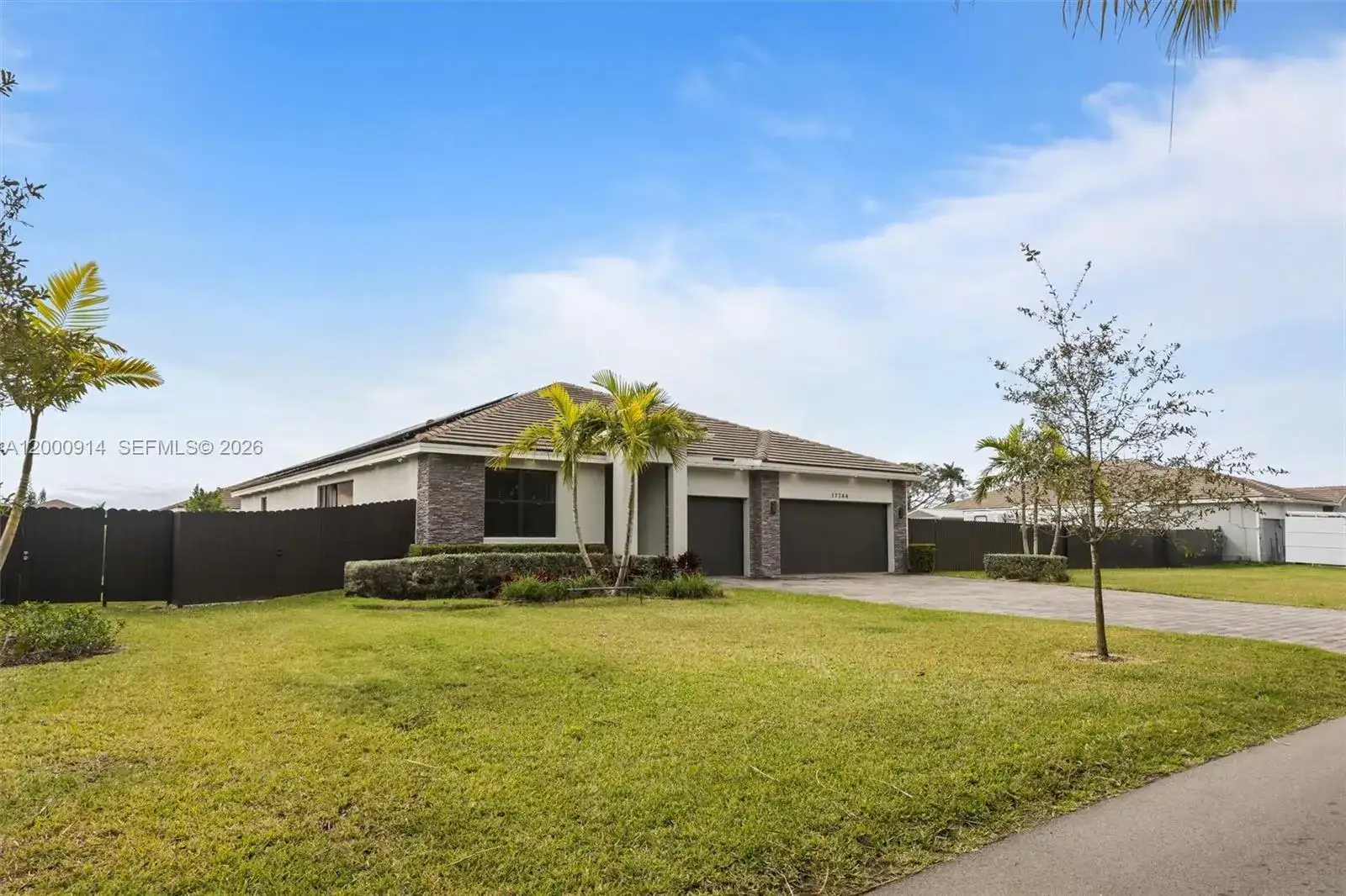 17744 SW 294th St, Homestead FL 33030 photo 2