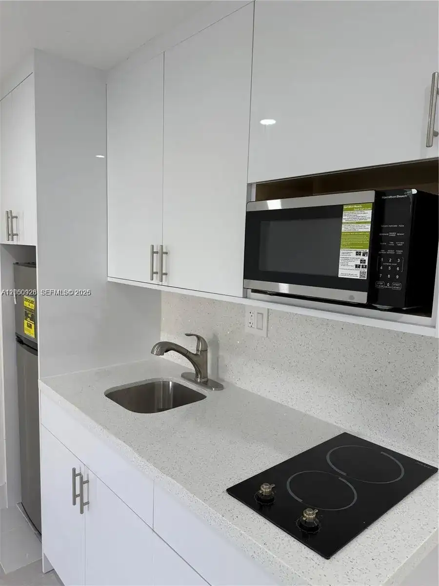 6820 SW 5th St # 1, Miami FL 33144 photo 4
