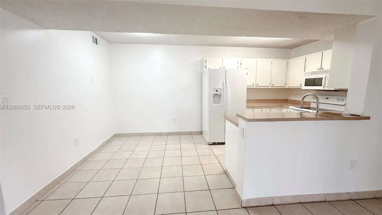 9491 S Palm Cir S # 103, Pembroke Pines FL 33025