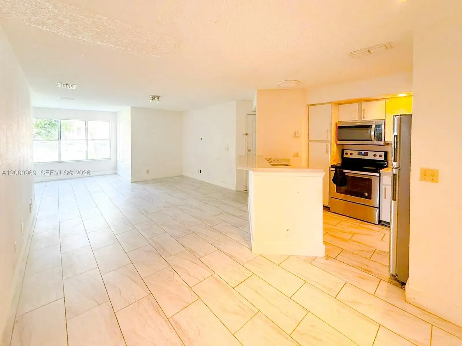 3440 N Pinewalk Dr N # 518, Margate FL 33063 photo 3
