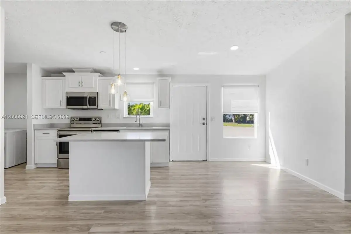 730 Chippewa # 0, Other City - In The State Of Florida FL 33931 photo 4