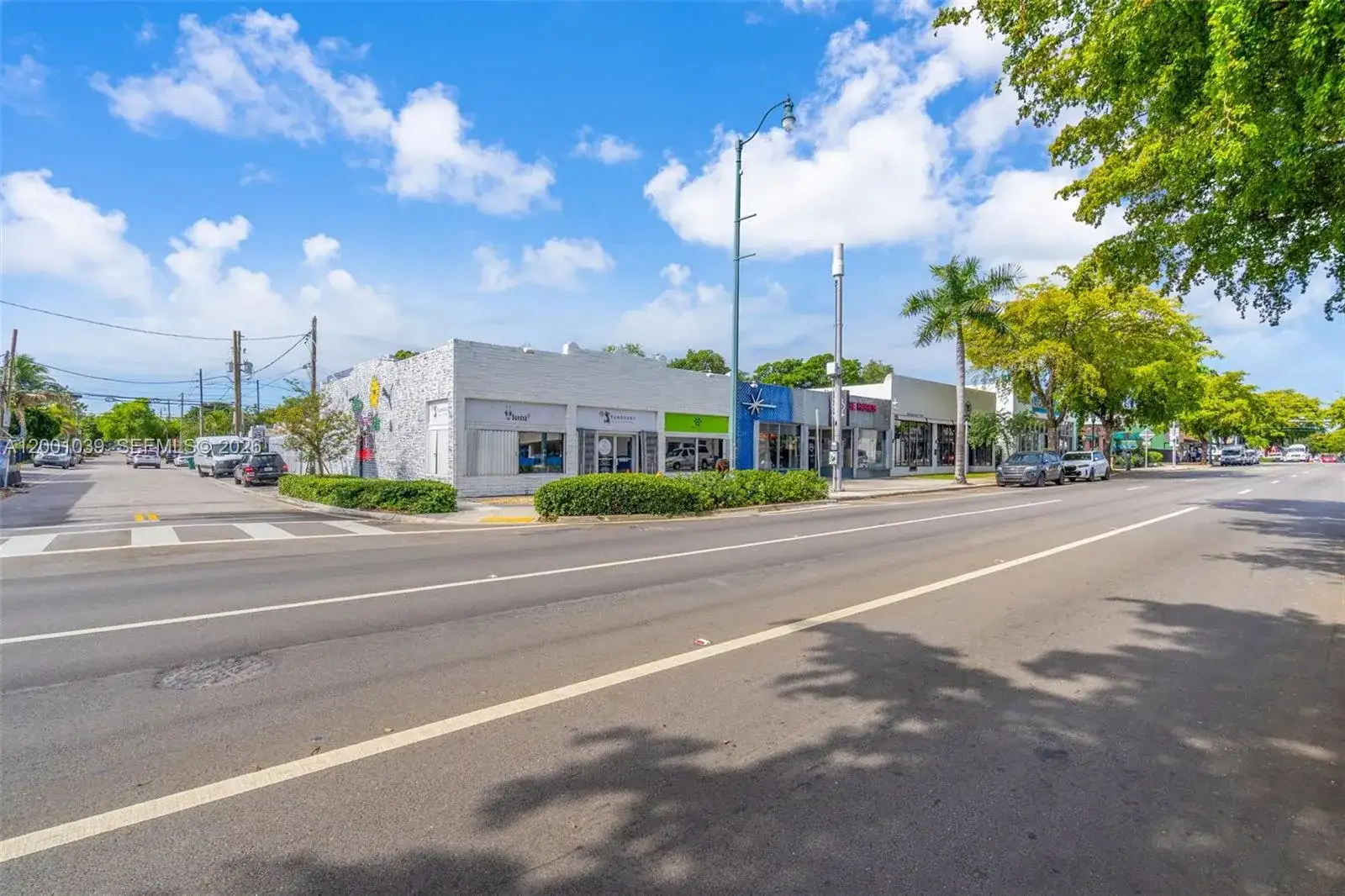 1000 SW 8th St, Miami FL 33130 photo 3
