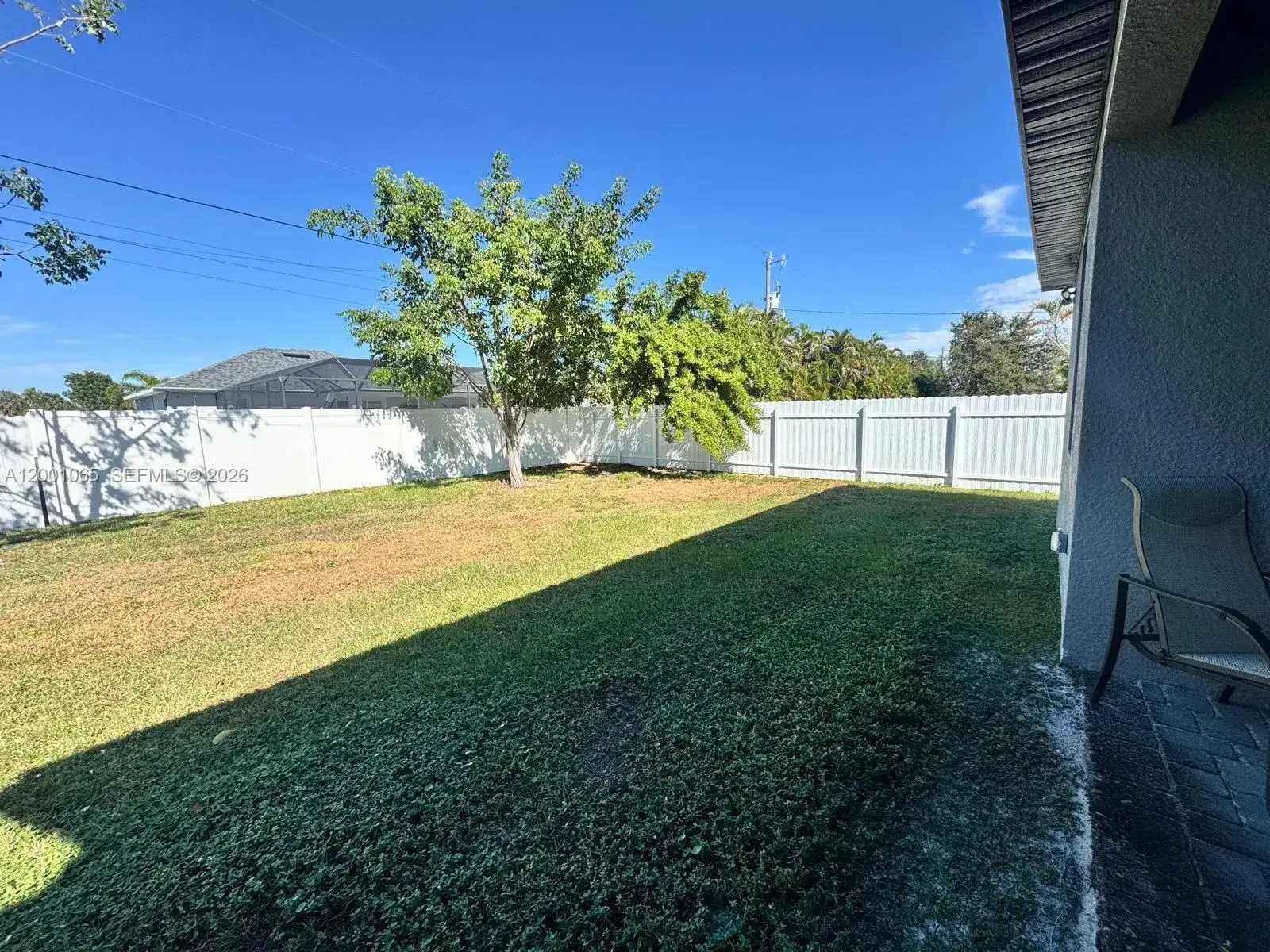 209 SE 26TH TER, Cape Coral FL 33904-2766 photo 3