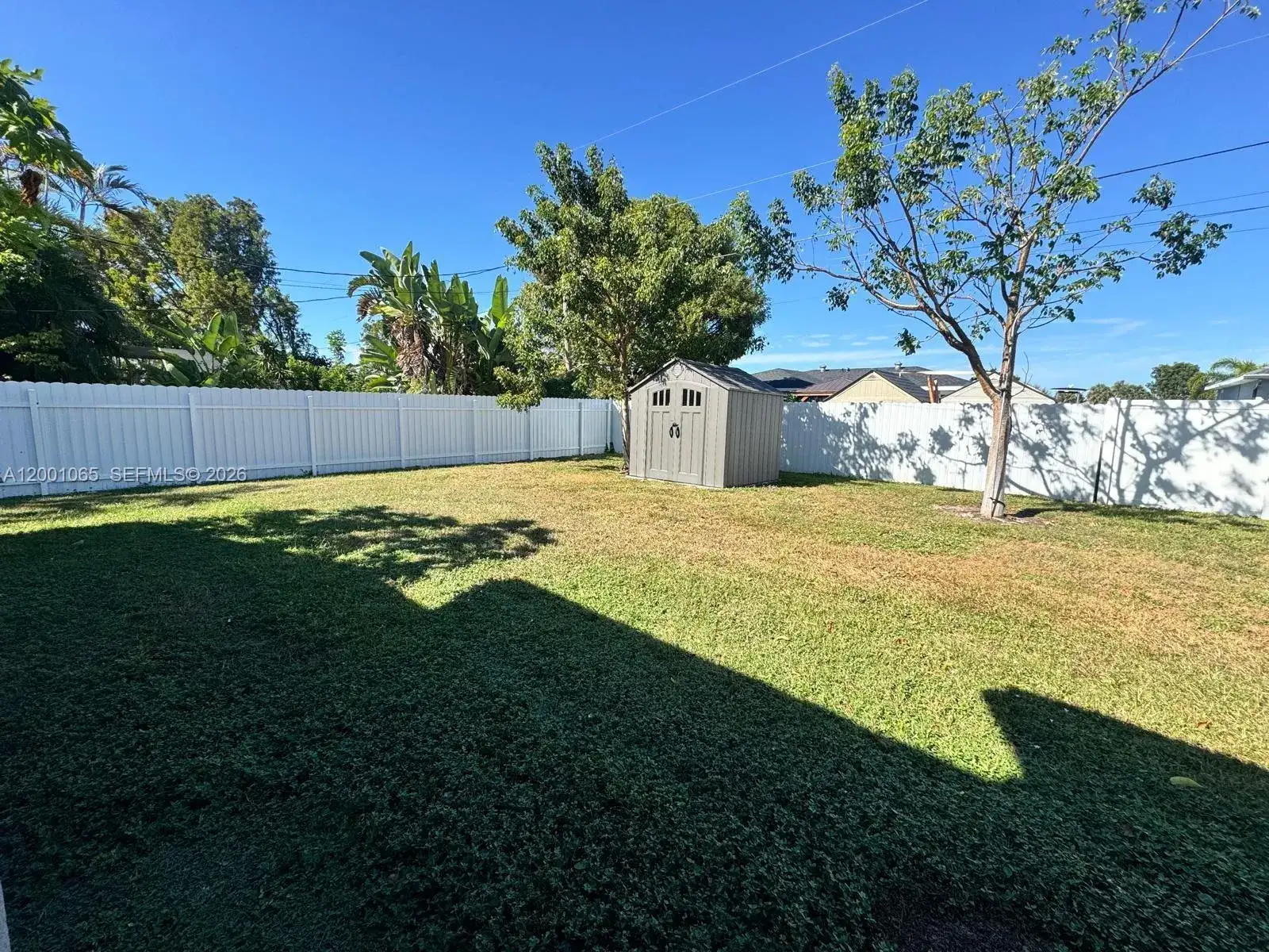 209 SE 26TH TER, Cape Coral FL 33904-2766 photo 4
