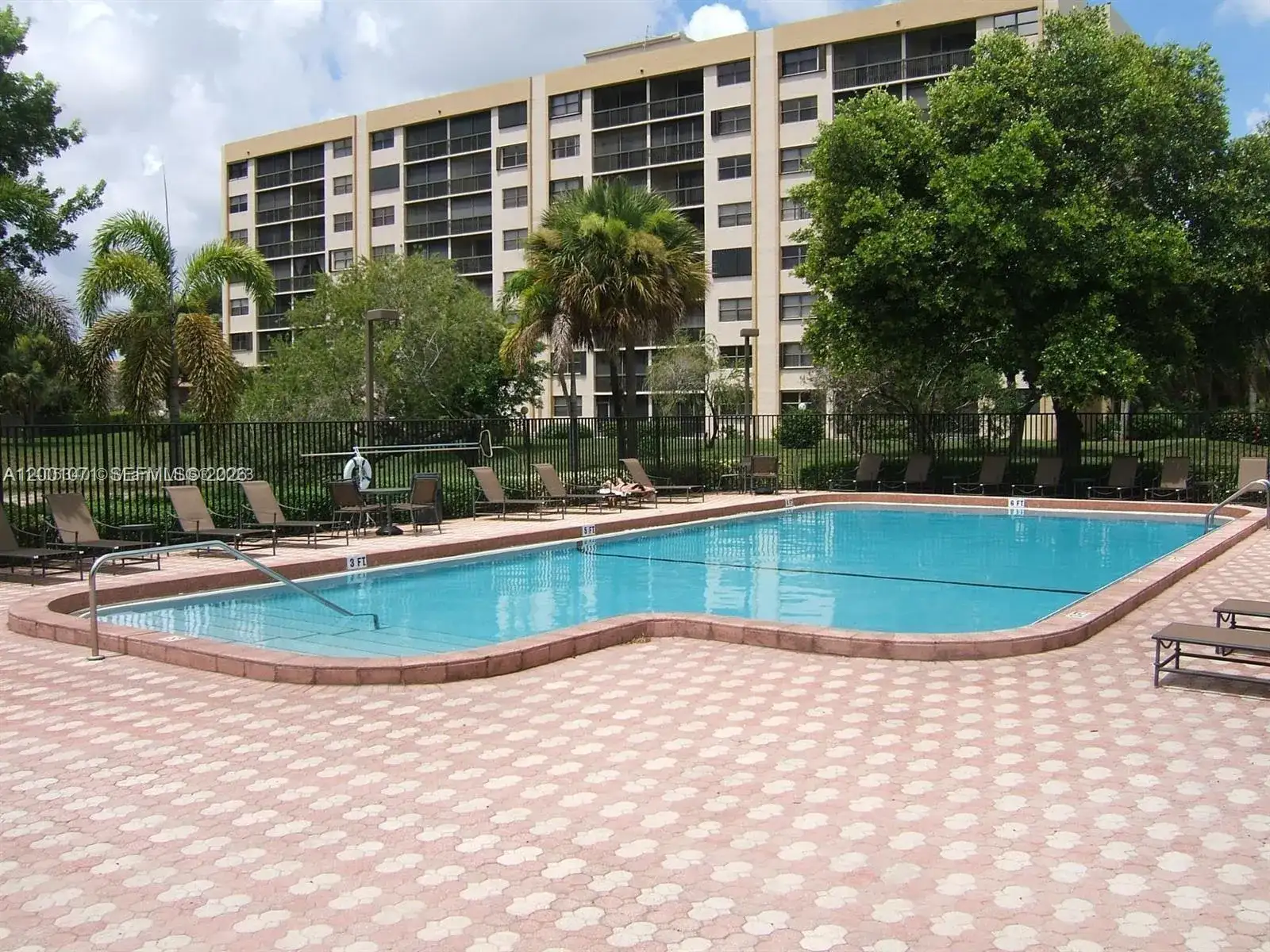 1258 S Military Trail # 813, Deerfield Beach FL 33442 photo 3