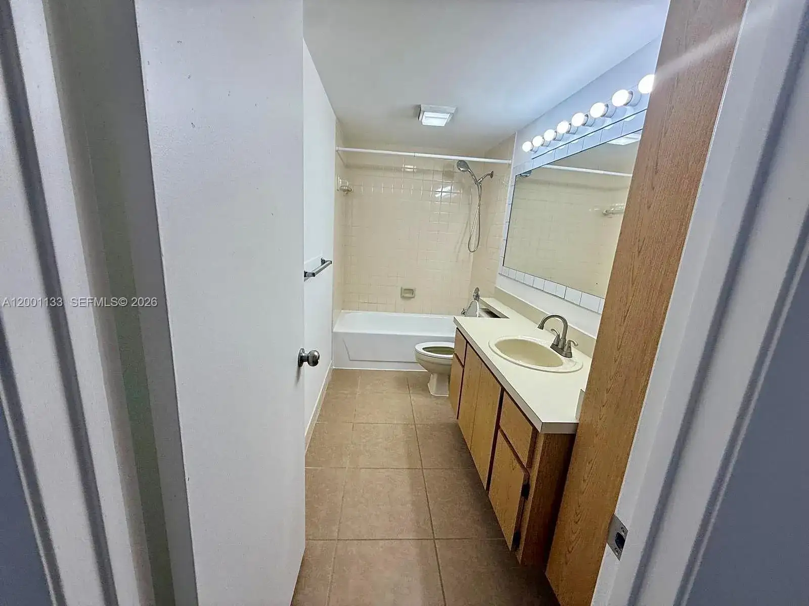 528 Green Springs Pl # 528, West Palm Beach FL 33409 photo 4