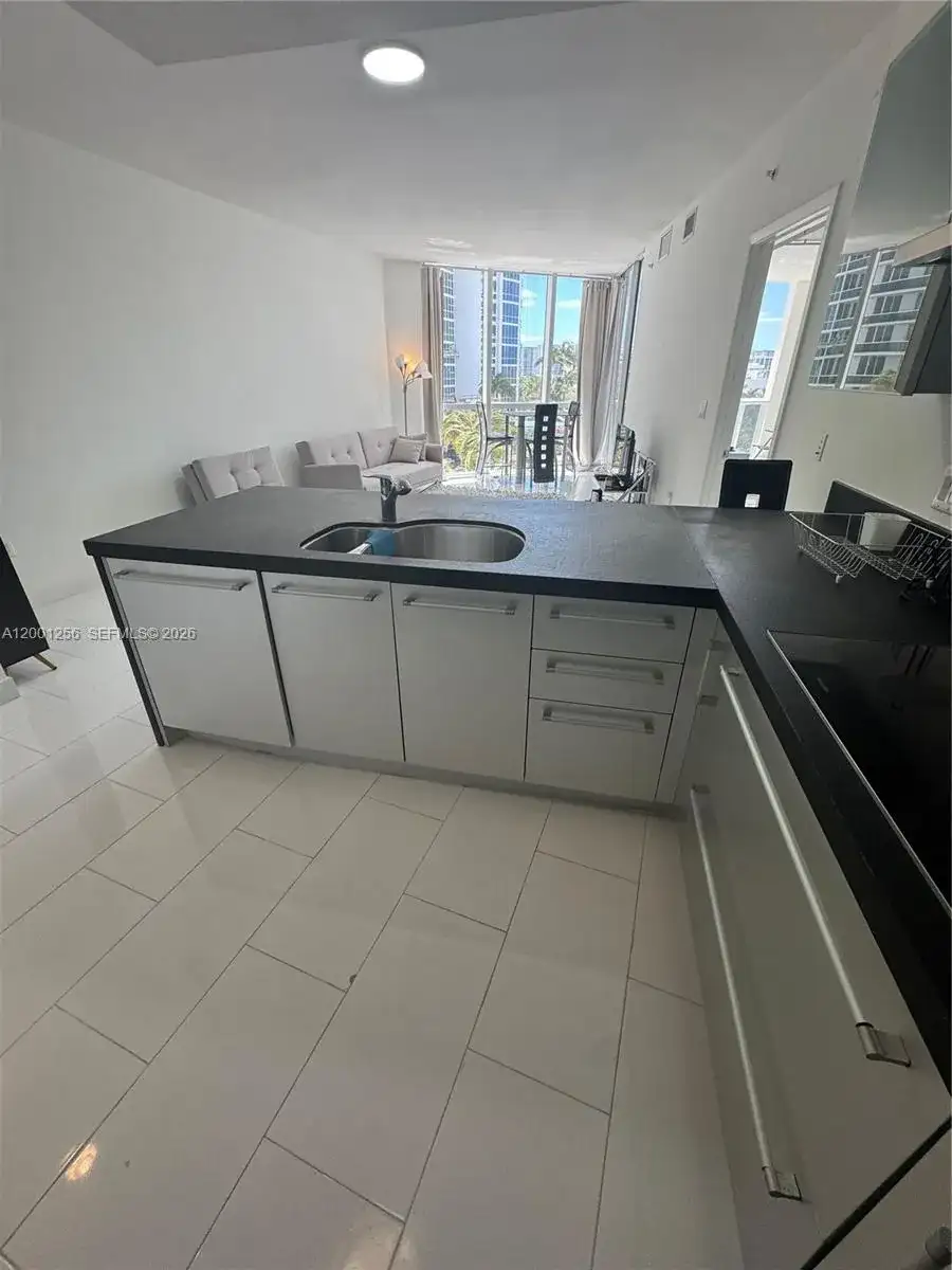 18201 Collins Ave # 608, Sunny Isles Beach FL 33160 photo 3