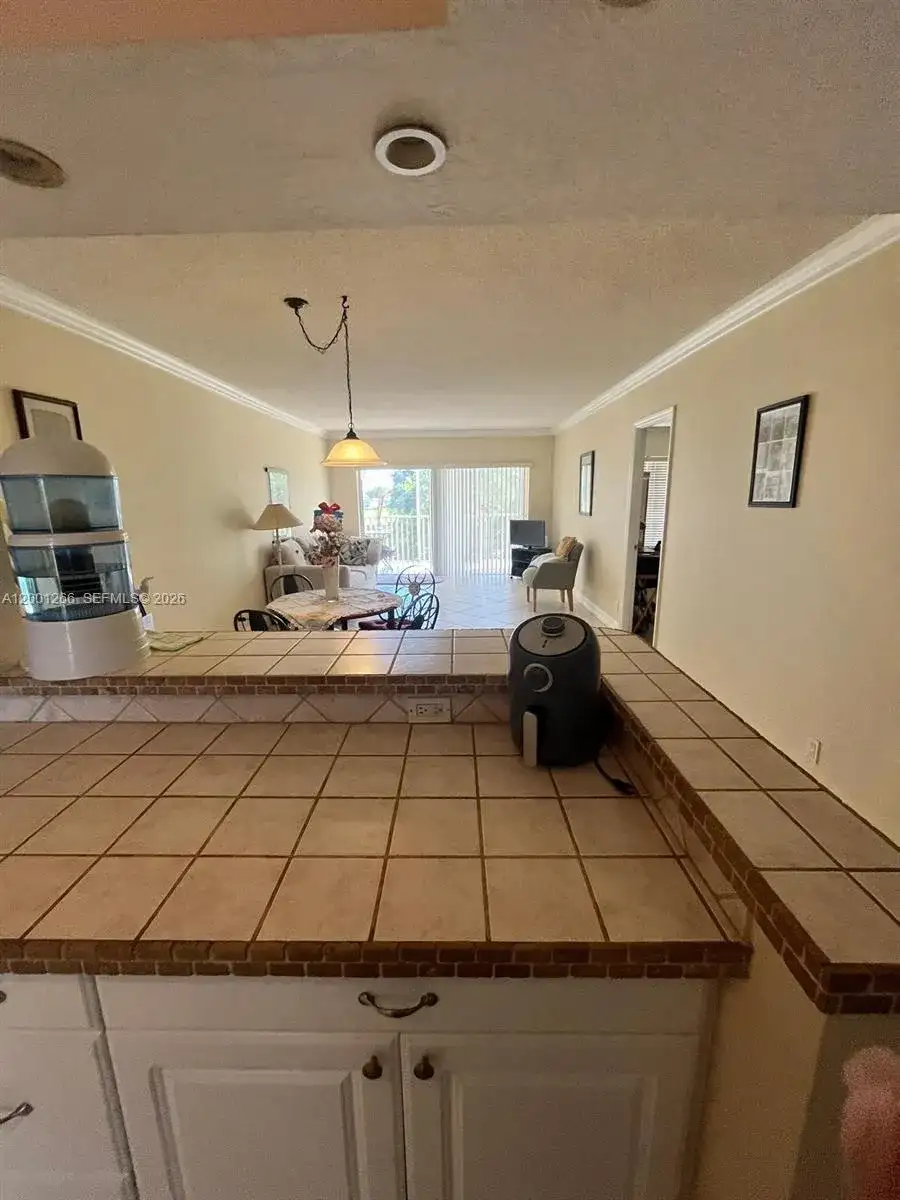 3200 N Palm Aire Dr # 407, Pompano Beach FL 33069 photo 5