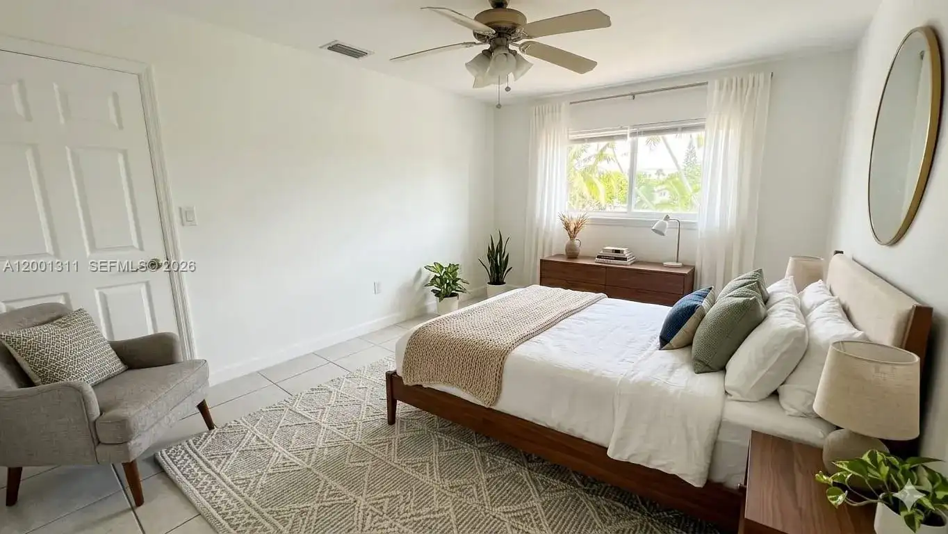 7830 Dickens Ave # 203, Miami Beach FL 33141 photo 2