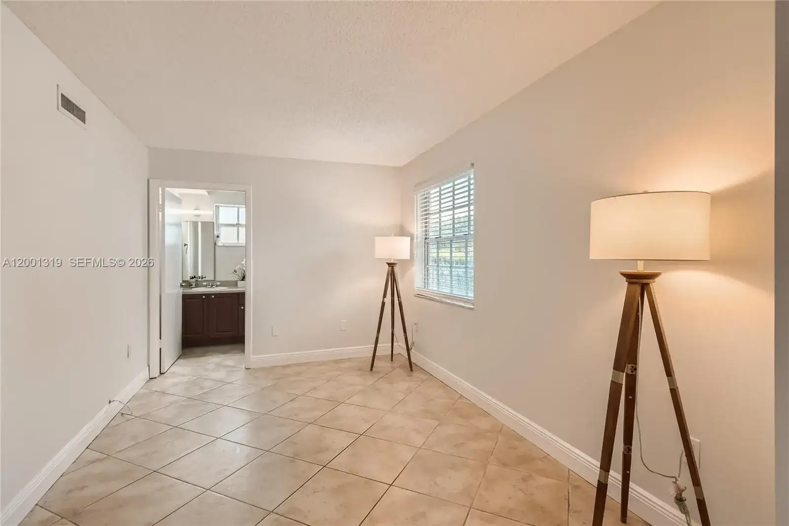 29 Santillane Ave # 2, Coral Gables FL 33134 photo 4