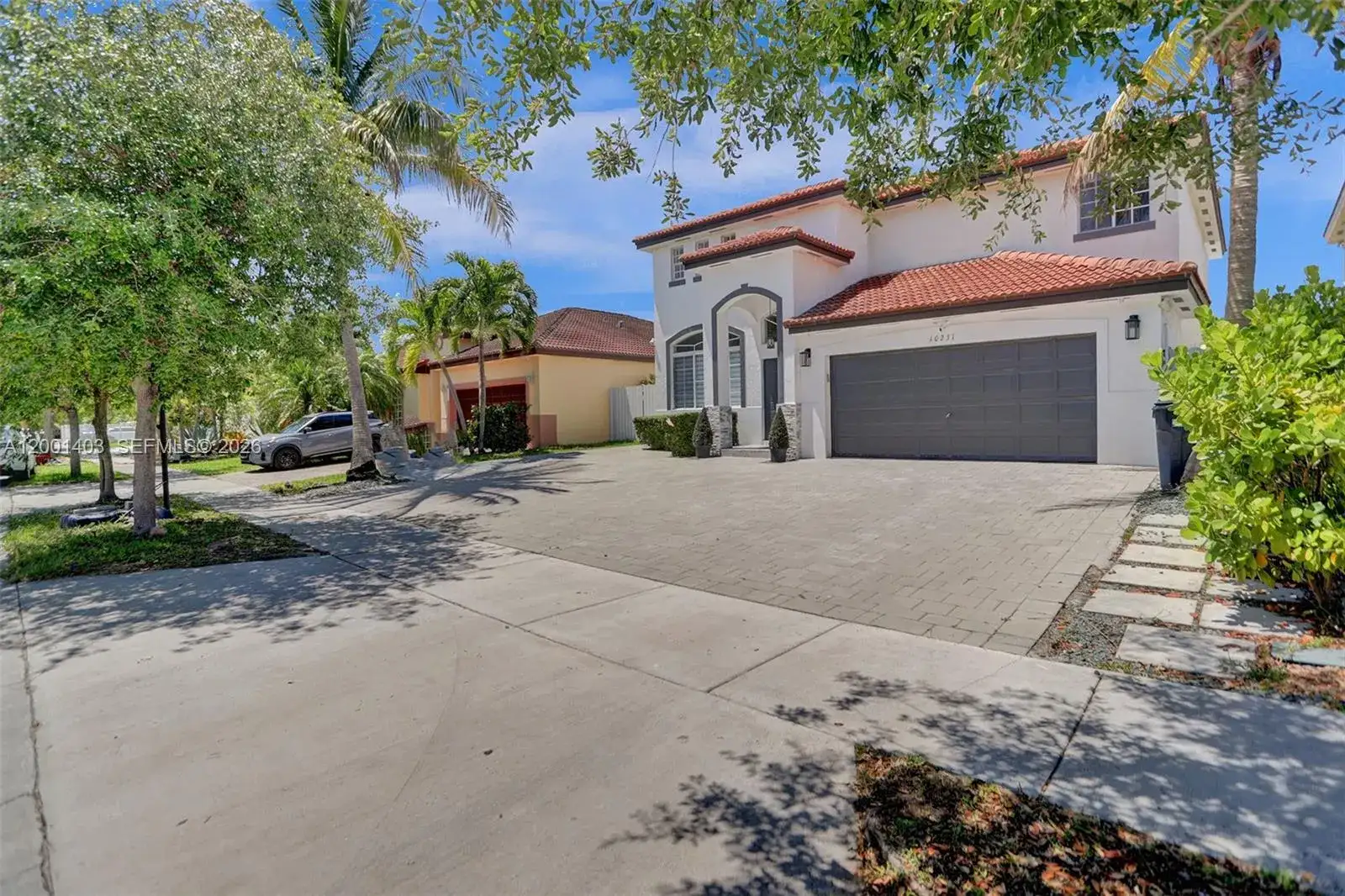 10231 SW 227th Ln, Cutler Bay FL 33190 photo 4