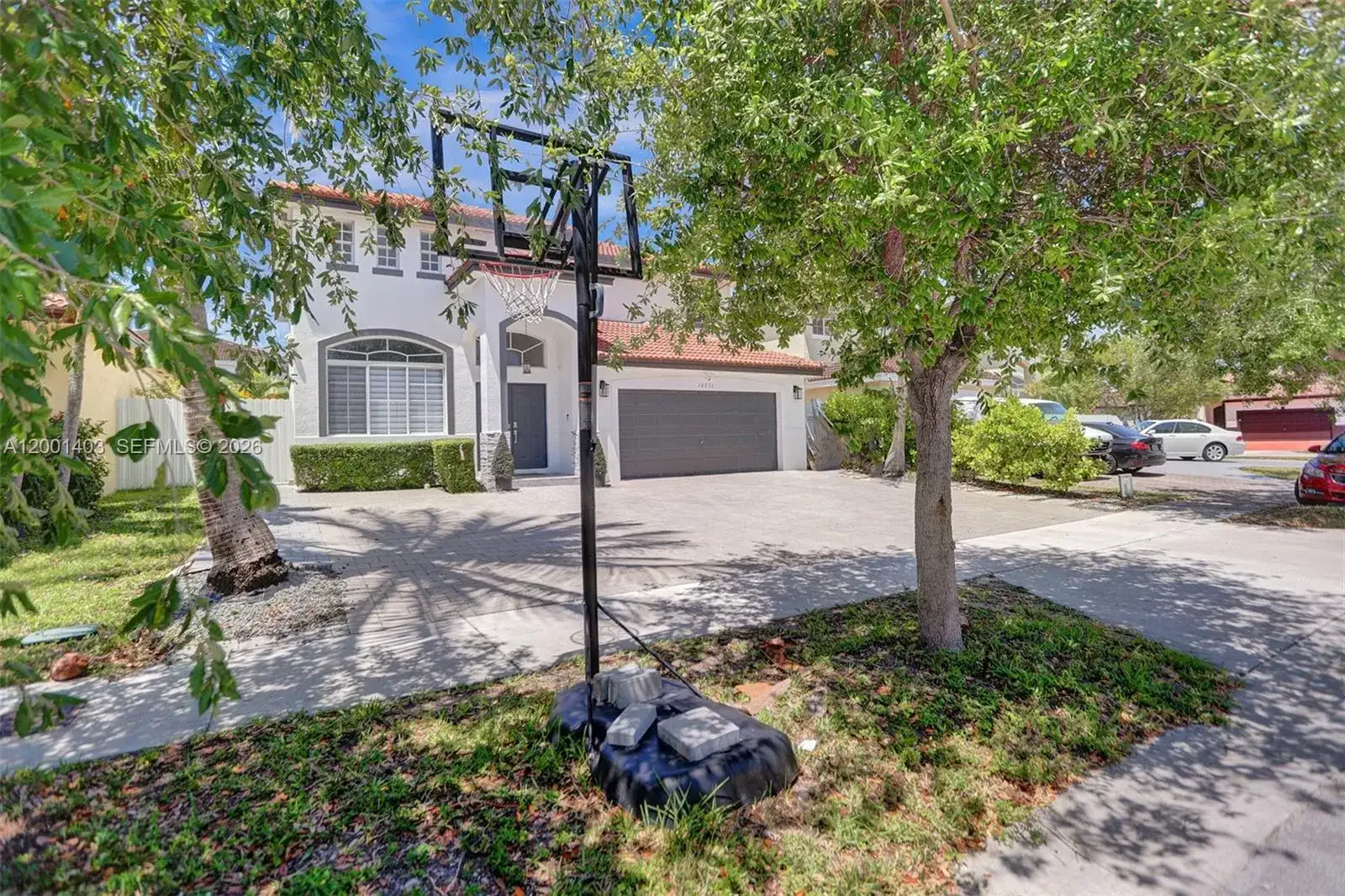 10231 SW 227th Ln, Cutler Bay FL 33190 photo 5