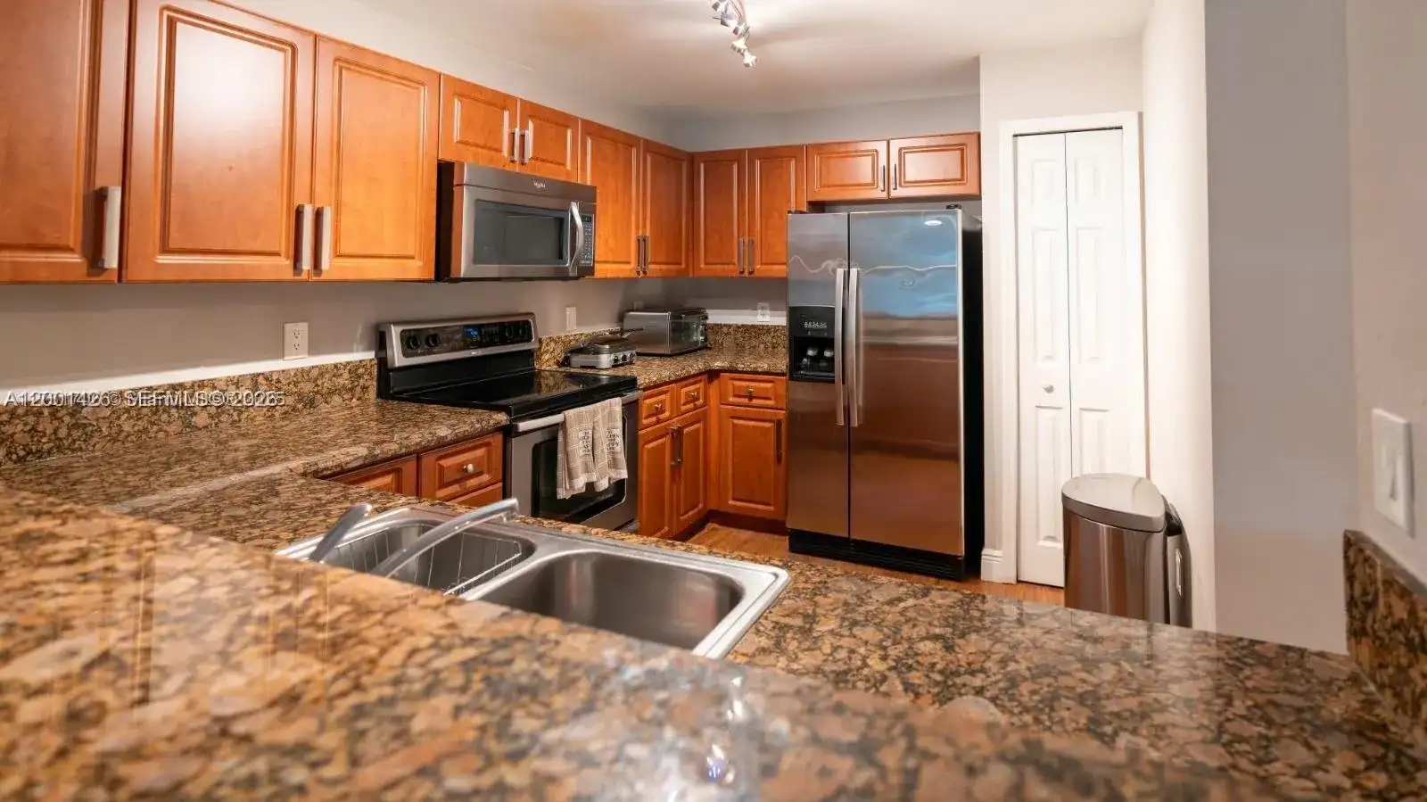 11002 NW 83rd St # 106, Doral FL 33178 photo 4