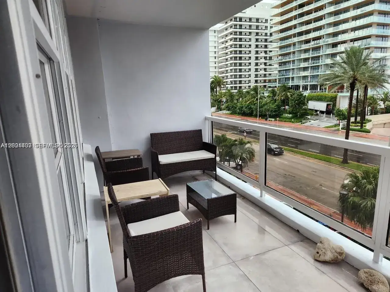 2 bedroom 1 bath Residential for sale at 5700 Collins Ave # 4N, Miami Beach FL 33140