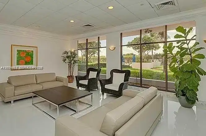 5700 Collins Ave # 4N, Miami Beach FL 33140 photo 2
