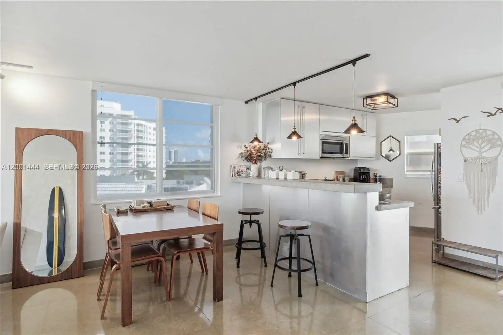 1670 lincoln Ct, Miami Beach FL 33139 photo 4