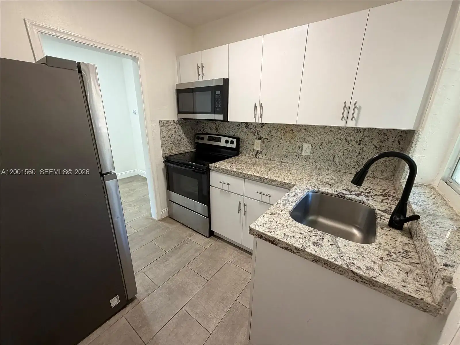 7712 NE 1st Ct, Miami FL 33138 photo 4