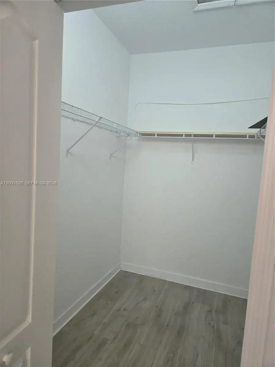 2731 SE 17th Ave # 210, Homestead FL 33035 photo 4