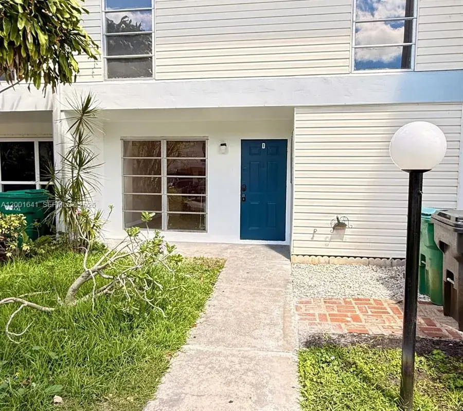 3301 Raleigh St # 4D, Hollywood FL 33021