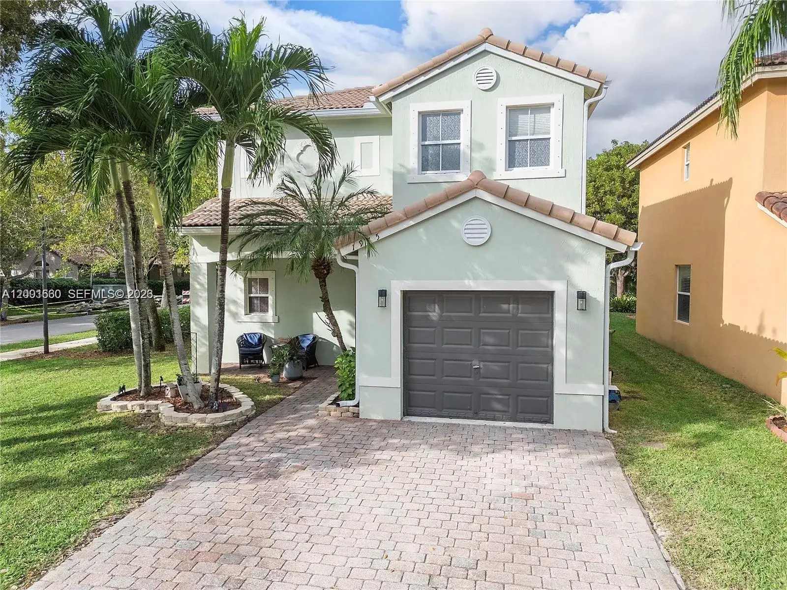 1975 SE 14 St, Homestead FL 33035 photo 3