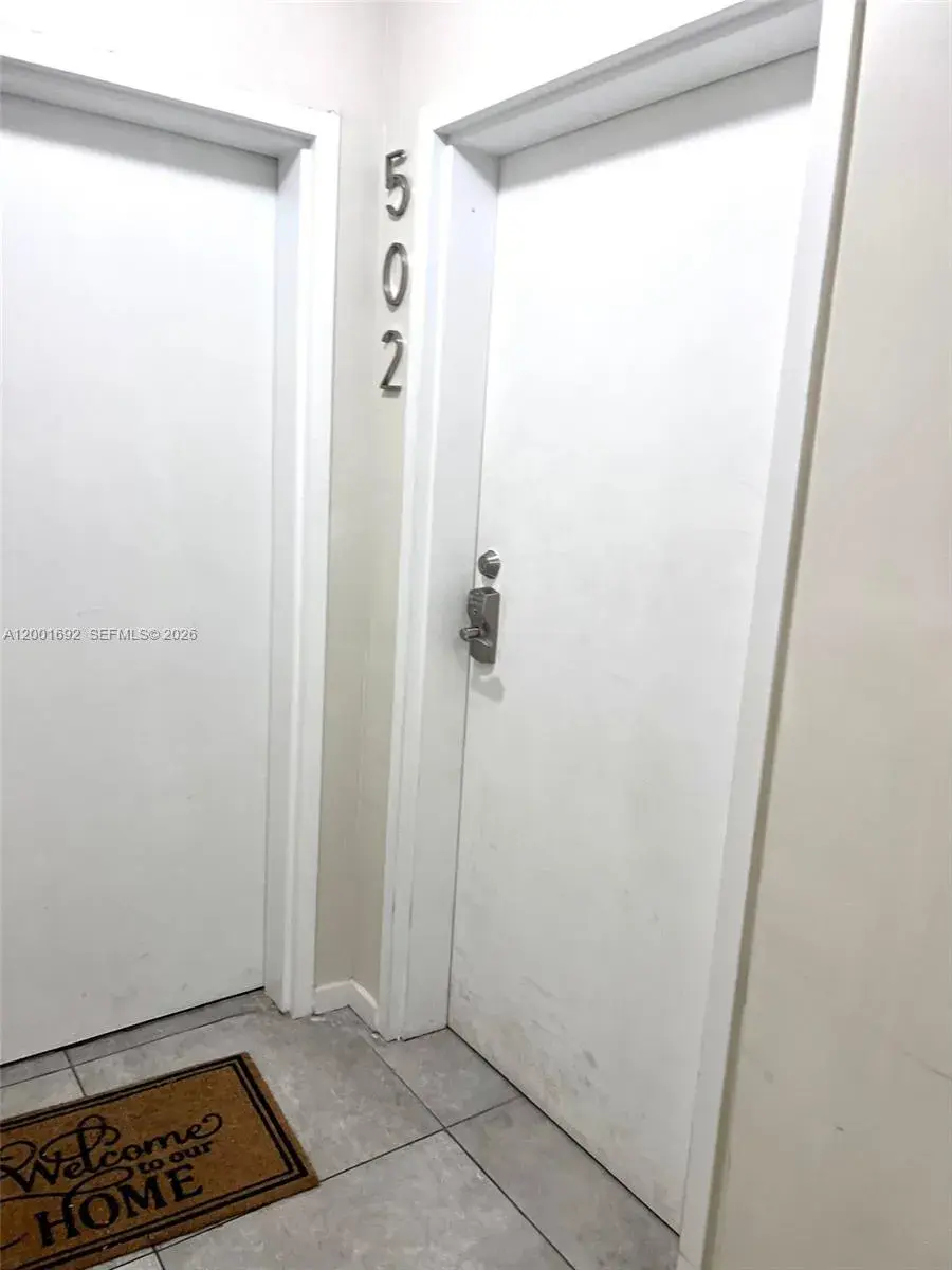 481 NE 29th St # 502, Miami FL 33137