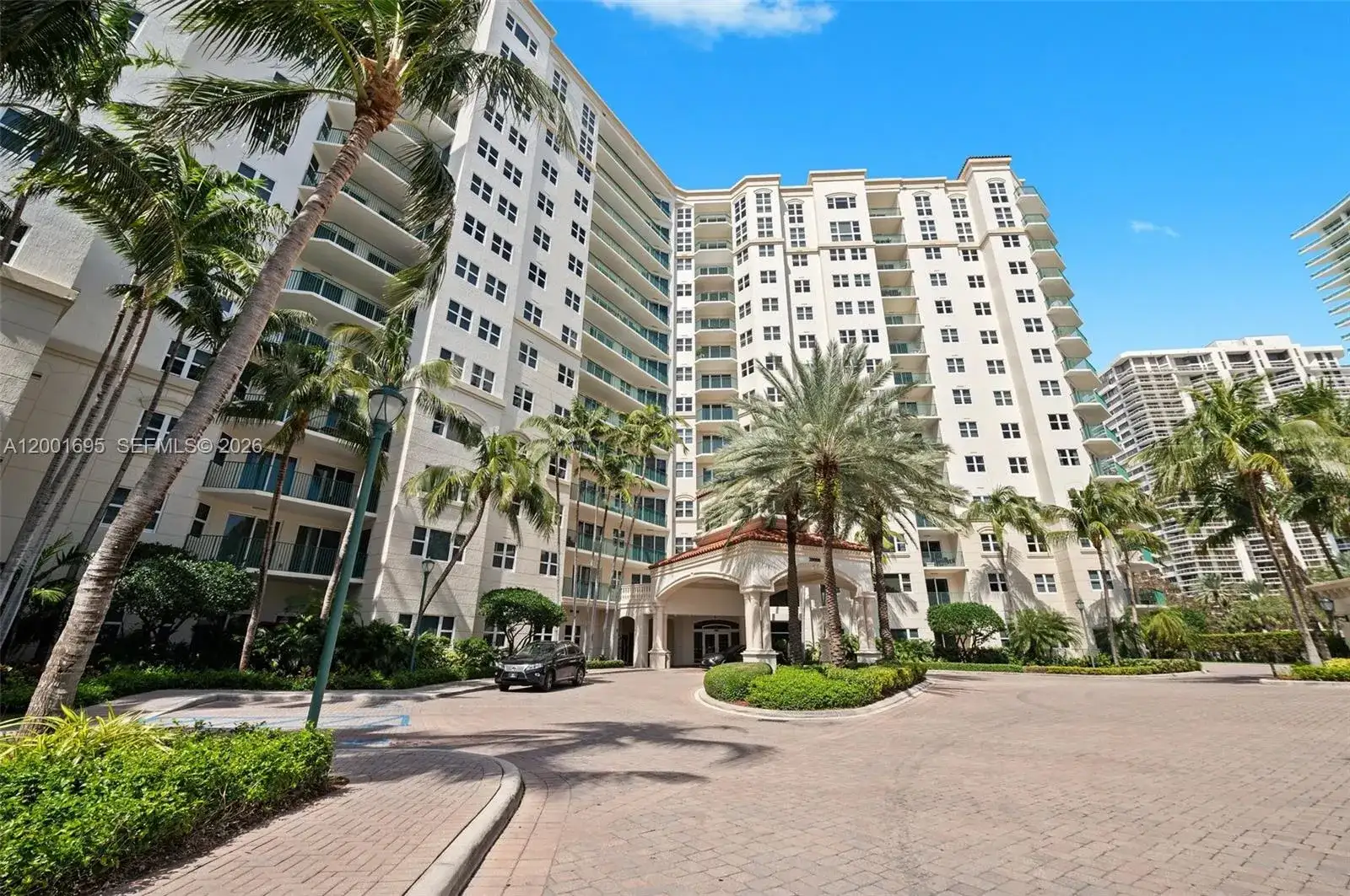 20000 E Country Club Dr # 314, Aventura FL 33180 photo 5