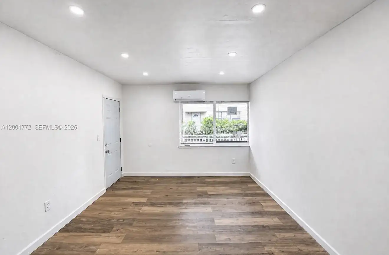 7600 Dickens Ave # 3, Miami Beach FL 33141 photo 3