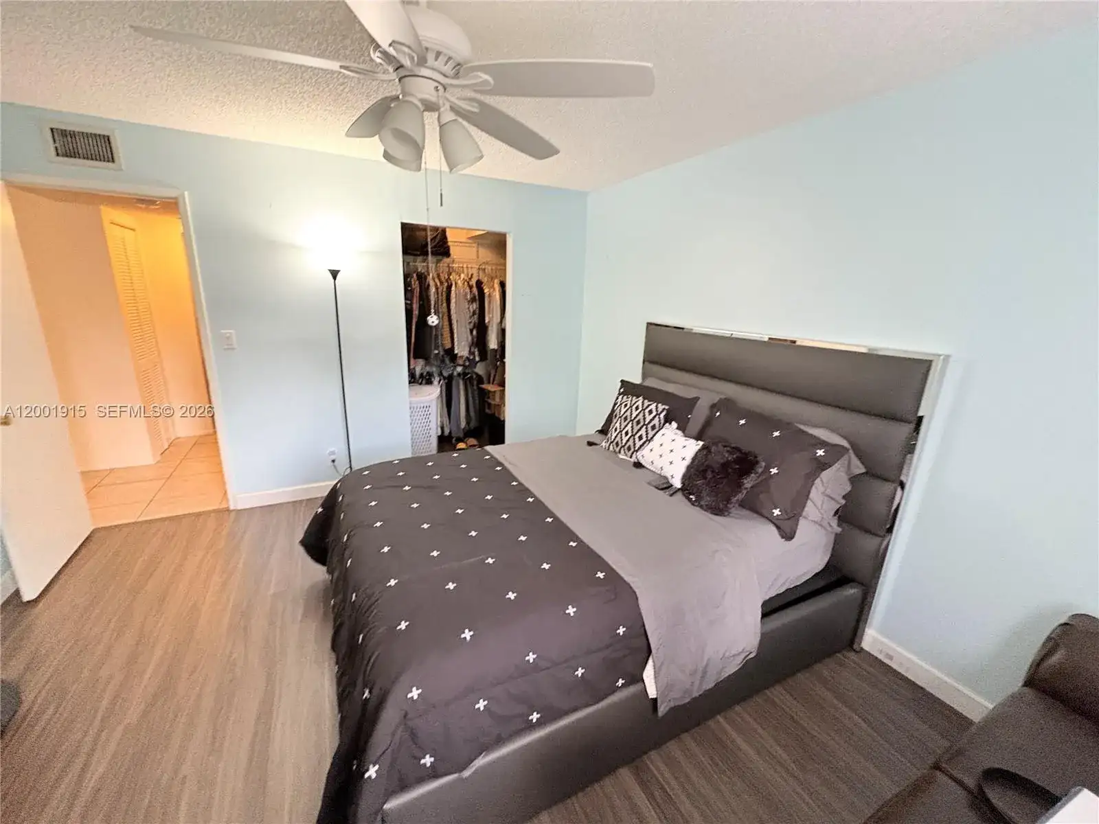 2769 S Oakland Forest Dr # 101, Oakland Park FL 33309 photo 3