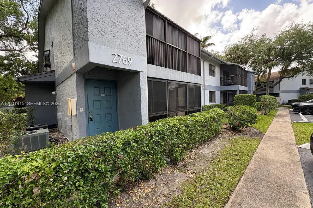 2769 S Oakland Forest Dr # 101, Oakland Park FL 33309