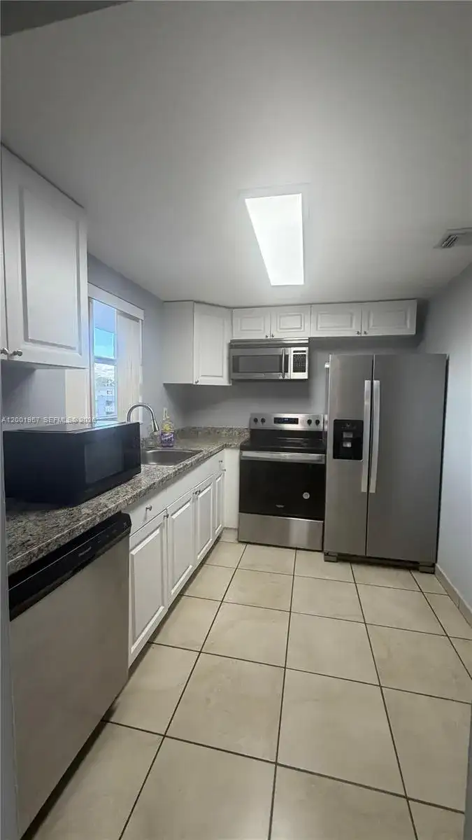 9375 Fontainebleau Blvd # L304, Miami FL 33172 photo 5