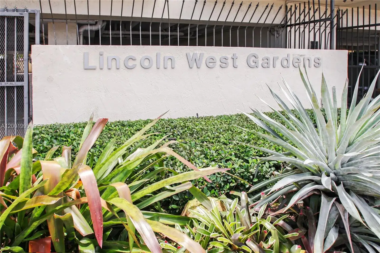 1250 Lincoln Rd # 404, Miami Beach FL 33139 photo 2
