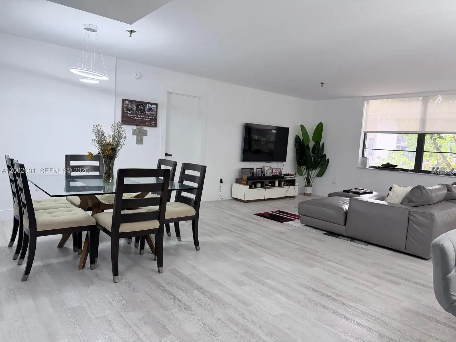 671 NE 195th St # 208E, Miami FL 33179 photo 4
