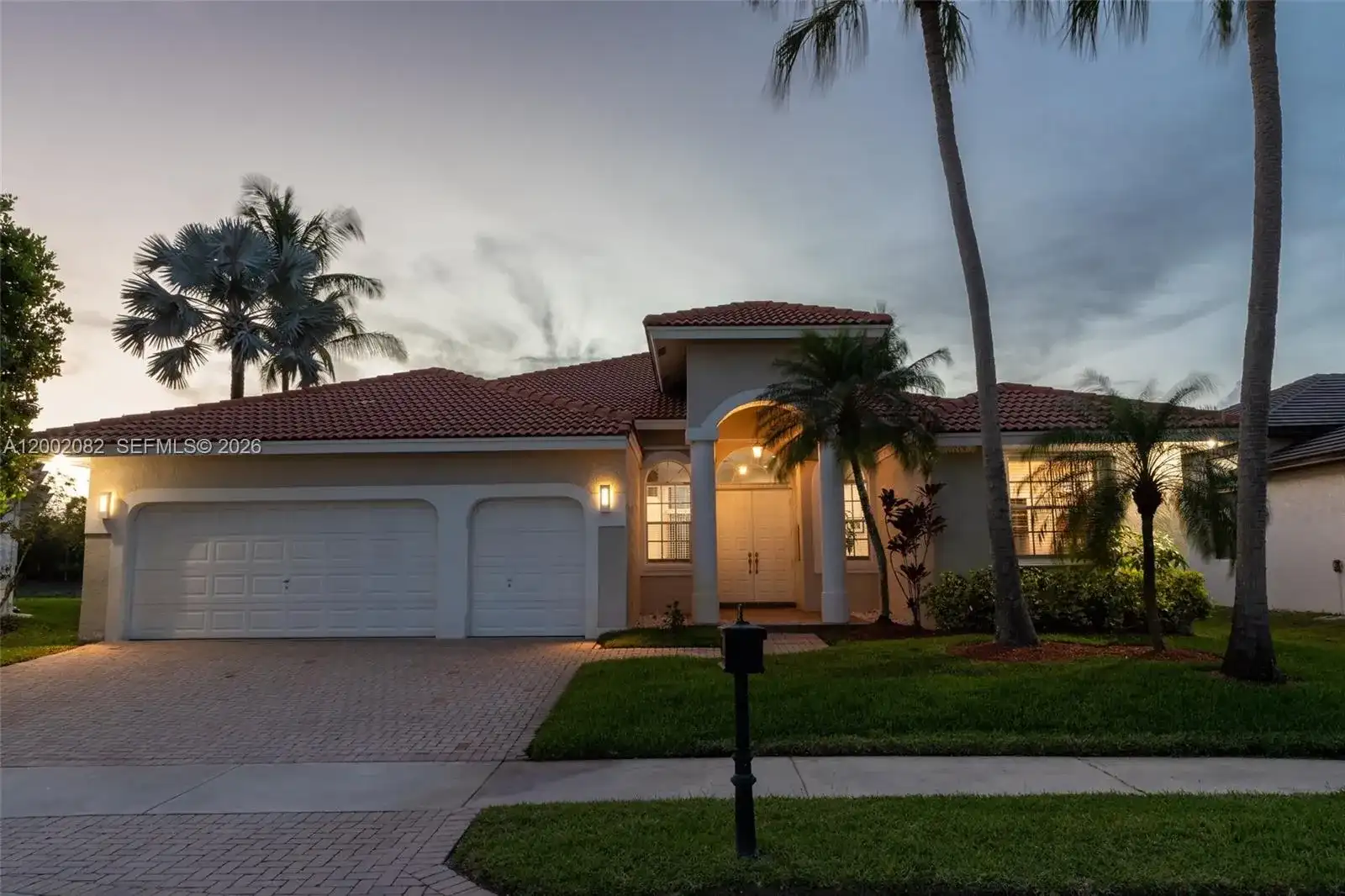 2557 Jardin Ter, Weston FL 33327