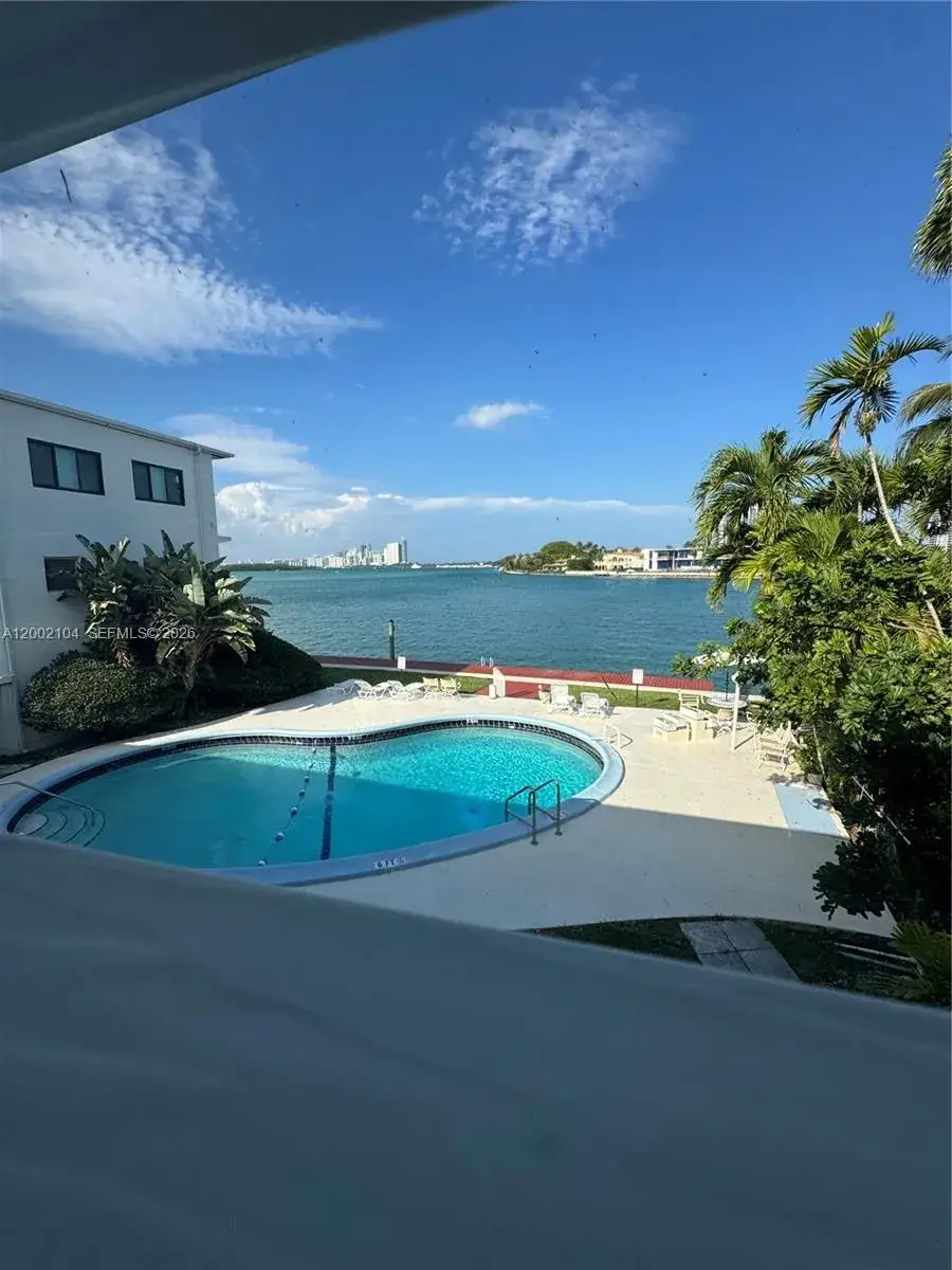 10281 E Bay Harbor Dr # C3, Bay Harbor Islands FL 33154