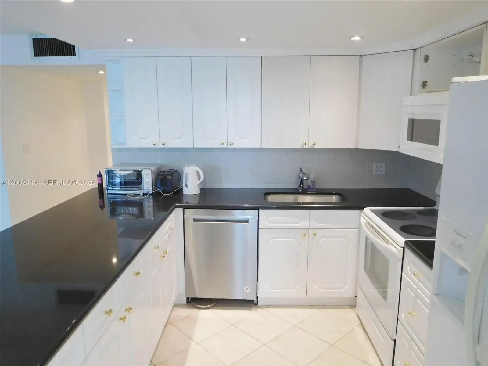 3800 S Ocean Dr # 305, Hollywood FL 33019 photo 4