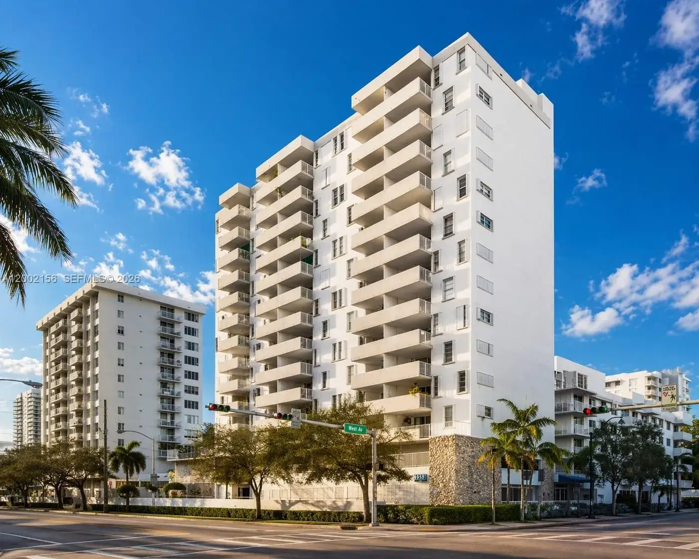 2 bedroom 1 bath Residential for sale at 1331 Lincoln Rd # 804, Miami Beach FL 33139