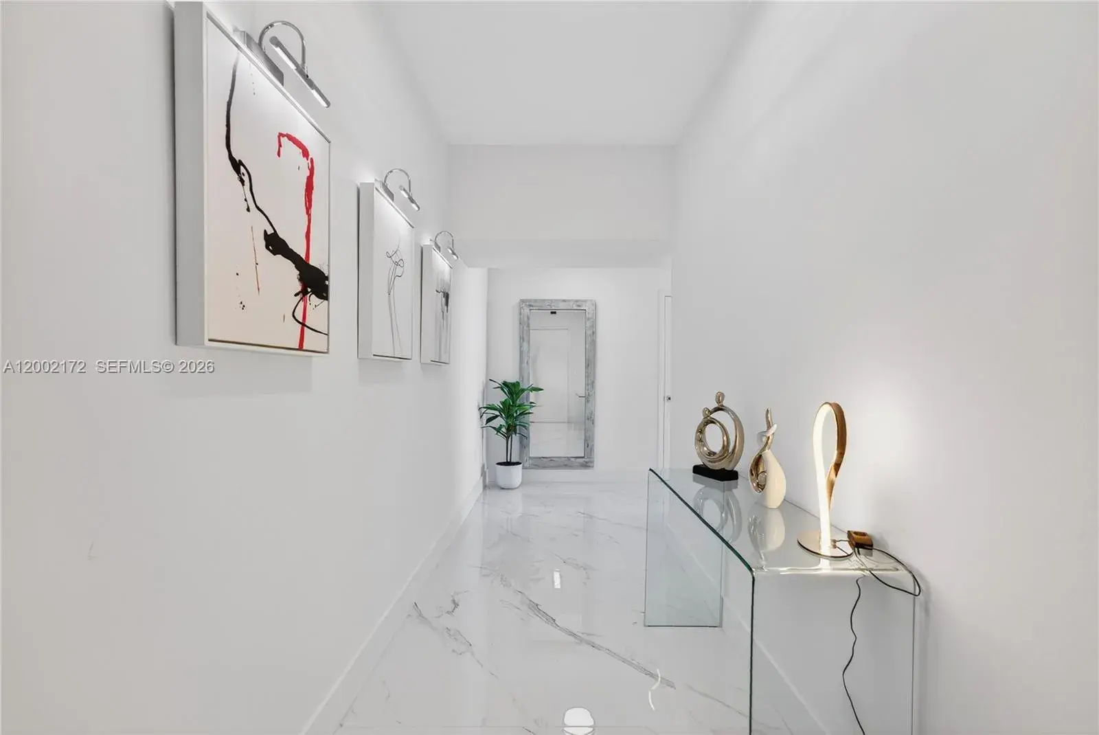 888 Biscayne Blvd # 2404, Miami FL 33132