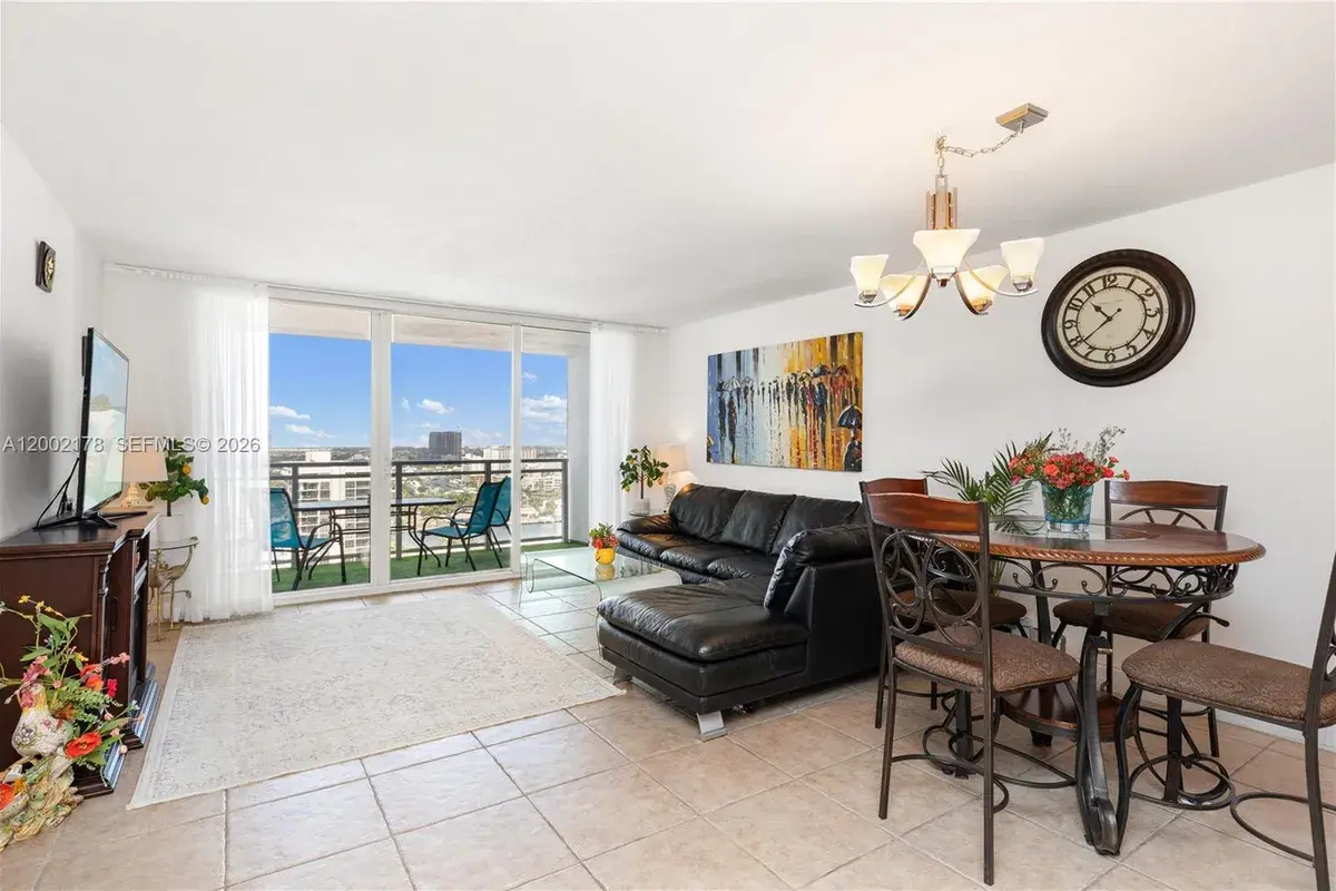 2030 S Ocean Dr # 1803, Hallandale Beach FL 33009