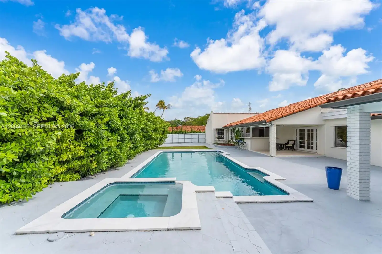 11350 SW 30th St, Miami FL 33165 photo 2