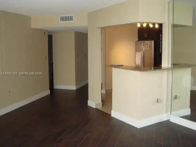 2750 NE 183rd St # 2607, Aventura FL 33160
