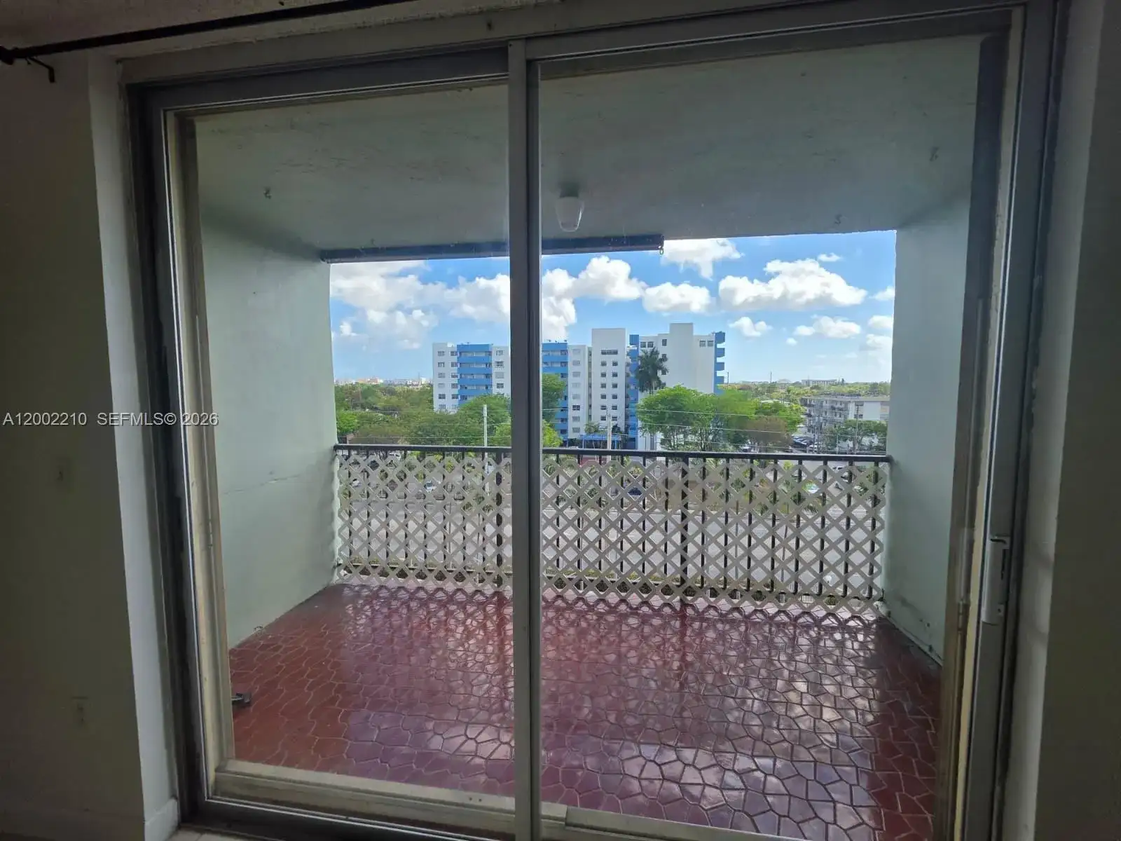 5055 NW 7th St # 602, Miami FL 33126 photo 3
