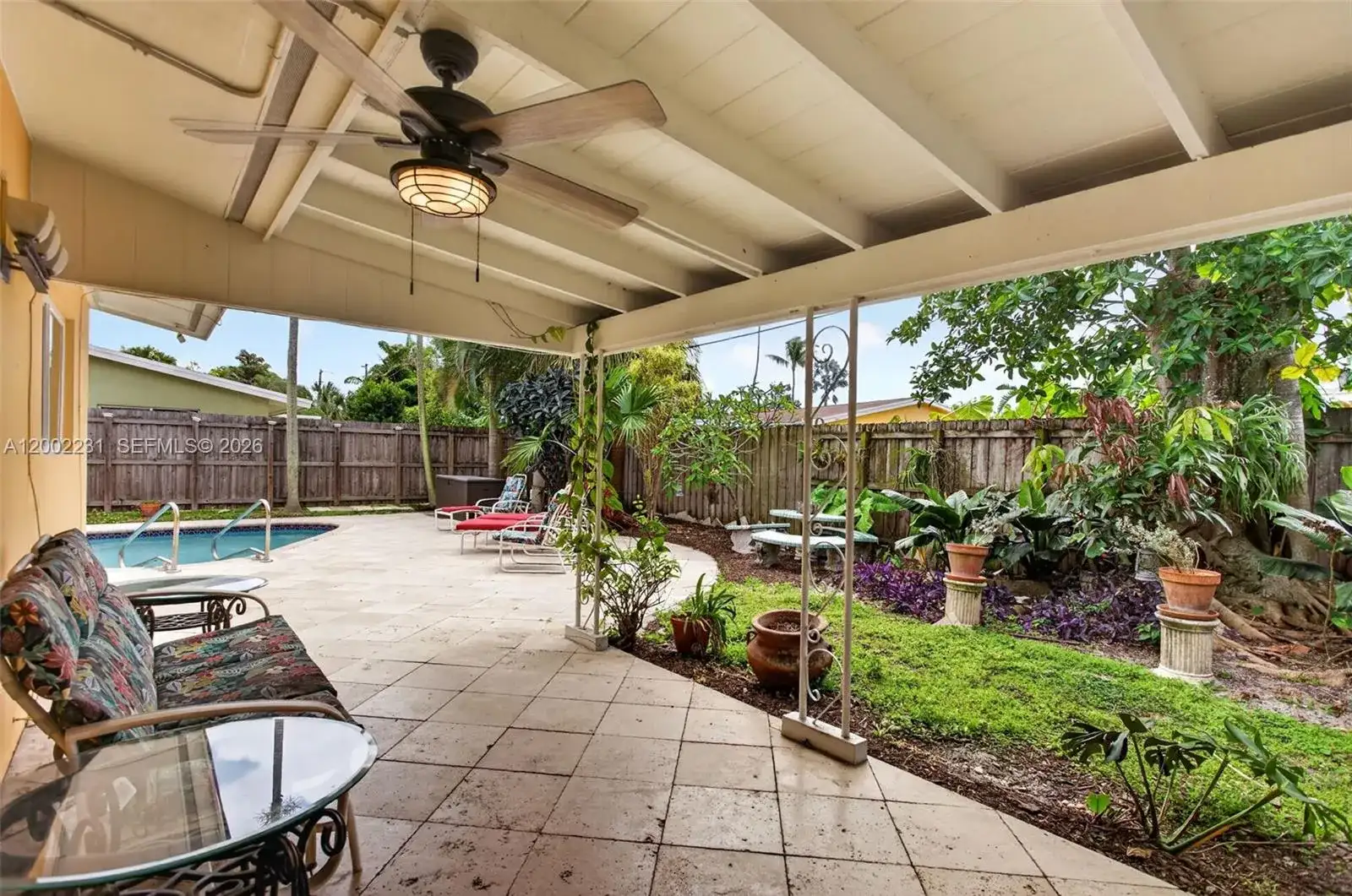 408 NW 21st St, Wilton Manors FL 33311 photo 2