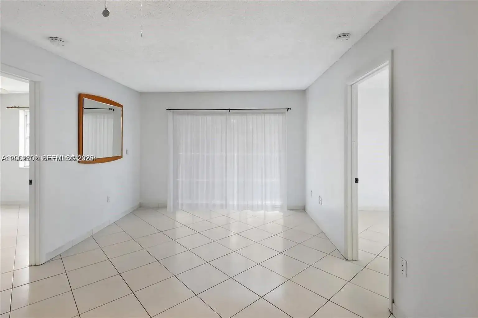 2600 Collins Ave # 405, Miami Beach FL 33140 photo 4