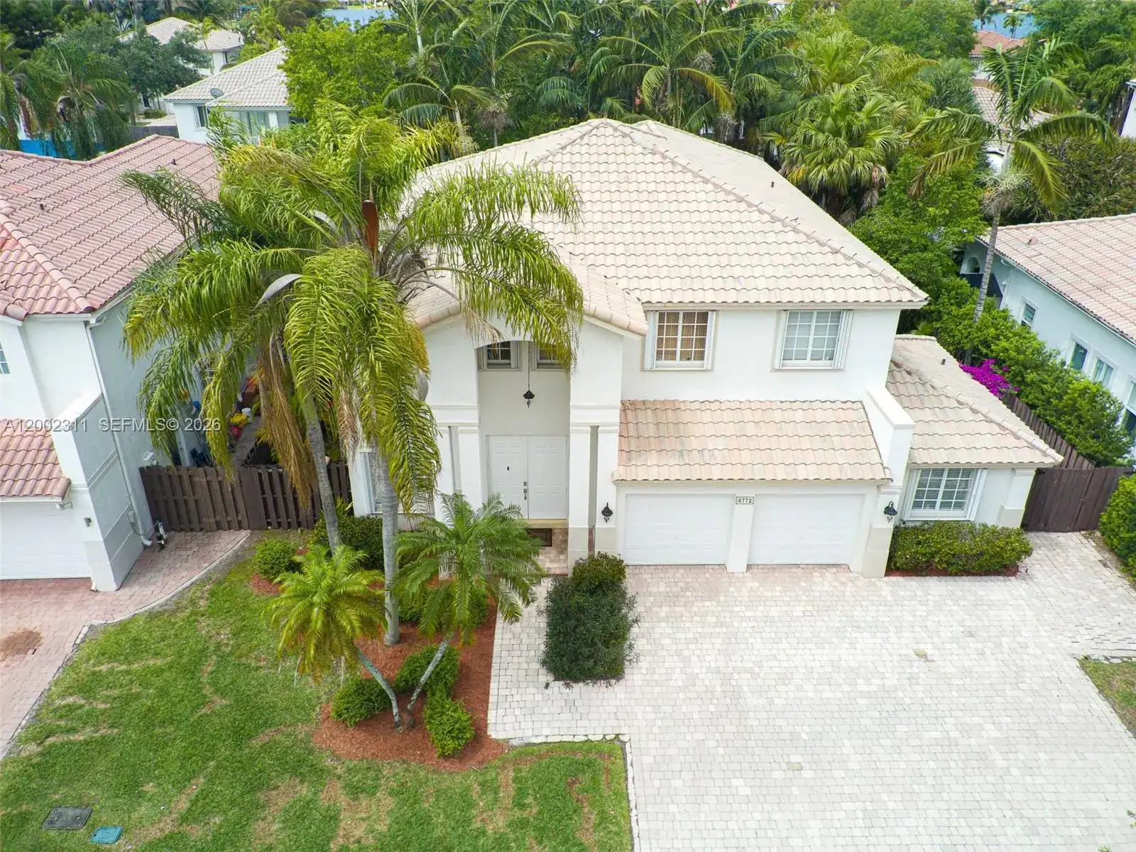 6772 NW 111th Ave, Doral FL 33178 photo 3